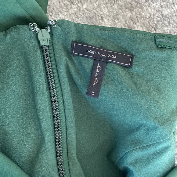 BCBGMAXAZRIA Womens Off-The-Shoulder Evening Mermaid Formal Dress Gown - Picture 7 of 8